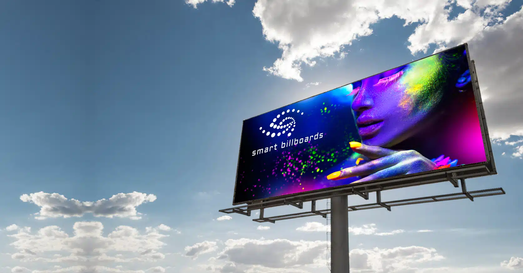 Outdoor billboard LED display by Visual Lab delivering high impact digital advertising, dynamic content, and powerful brand visibility in public spaces.شاشة بيلبورد إل إي دي خارجية من فيجوال لاب تقدم إعلانات رقمية مؤثرة ومحتوى ديناميكي وتعزز ظهور العلامات التجارية في الأماكن العامة.