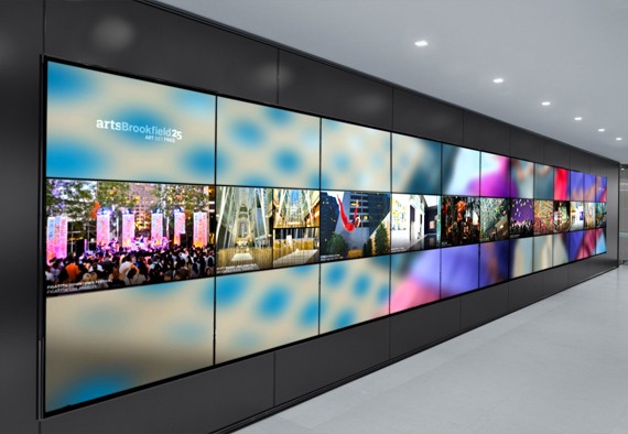 Video wall display in an office by Visual Lab, enabling advanced data visualization, presentations, and seamless corporate communication.شاشة فيديو وول في مكتب من فيجوال لاب، تتيح عرض البيانات المتقدم والعروض التقديمية والتواصل المؤسسي السلس.